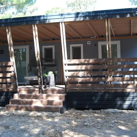 Lily B Holiday home Pakostane
